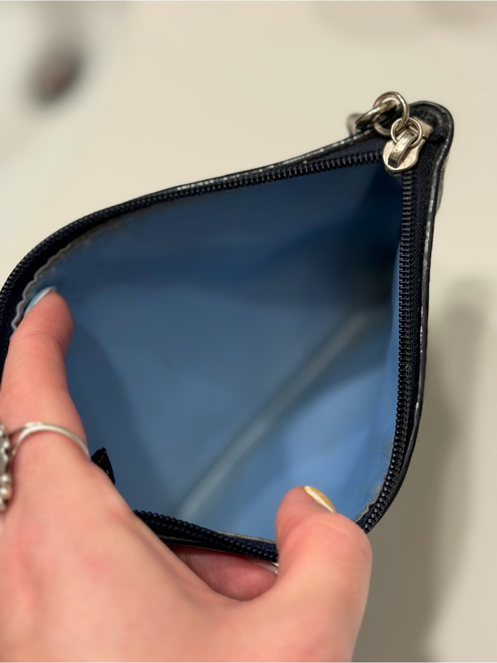 Coach Vintage Navy Signature Wristlet - Picture 9 of 10